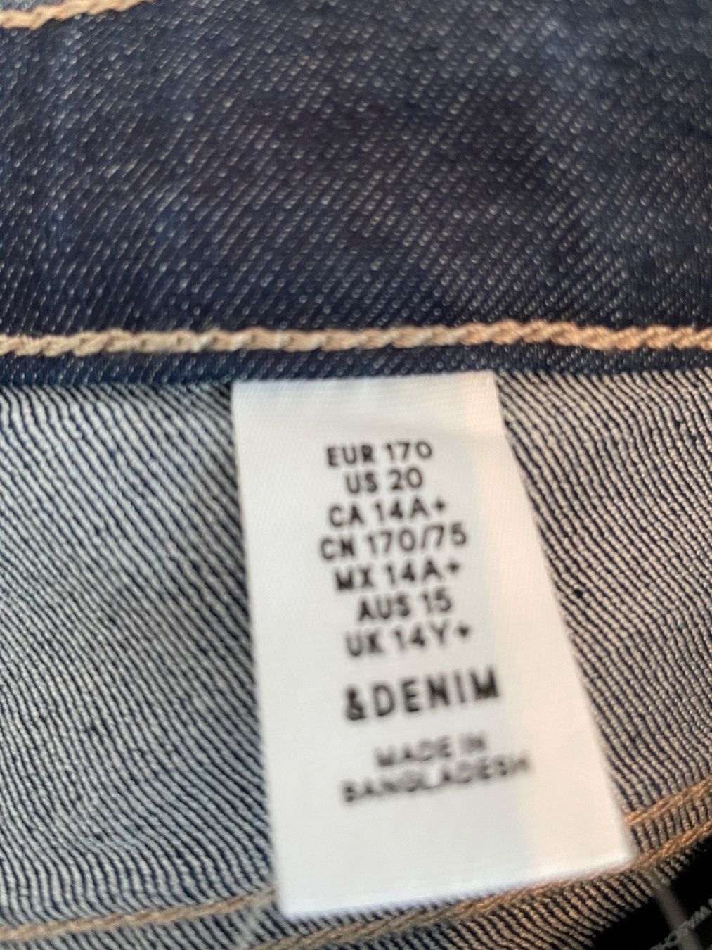 Pantaloni: 3/4 Jeanshose Grösse 170 – Nuovo (secondo la descrizione) da Neuenkirch venduto da balani 2