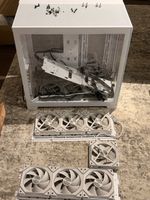 PC Gehaeuse Lian Li O11 mit 7 Lueftern Viele Kabel&Schrauben