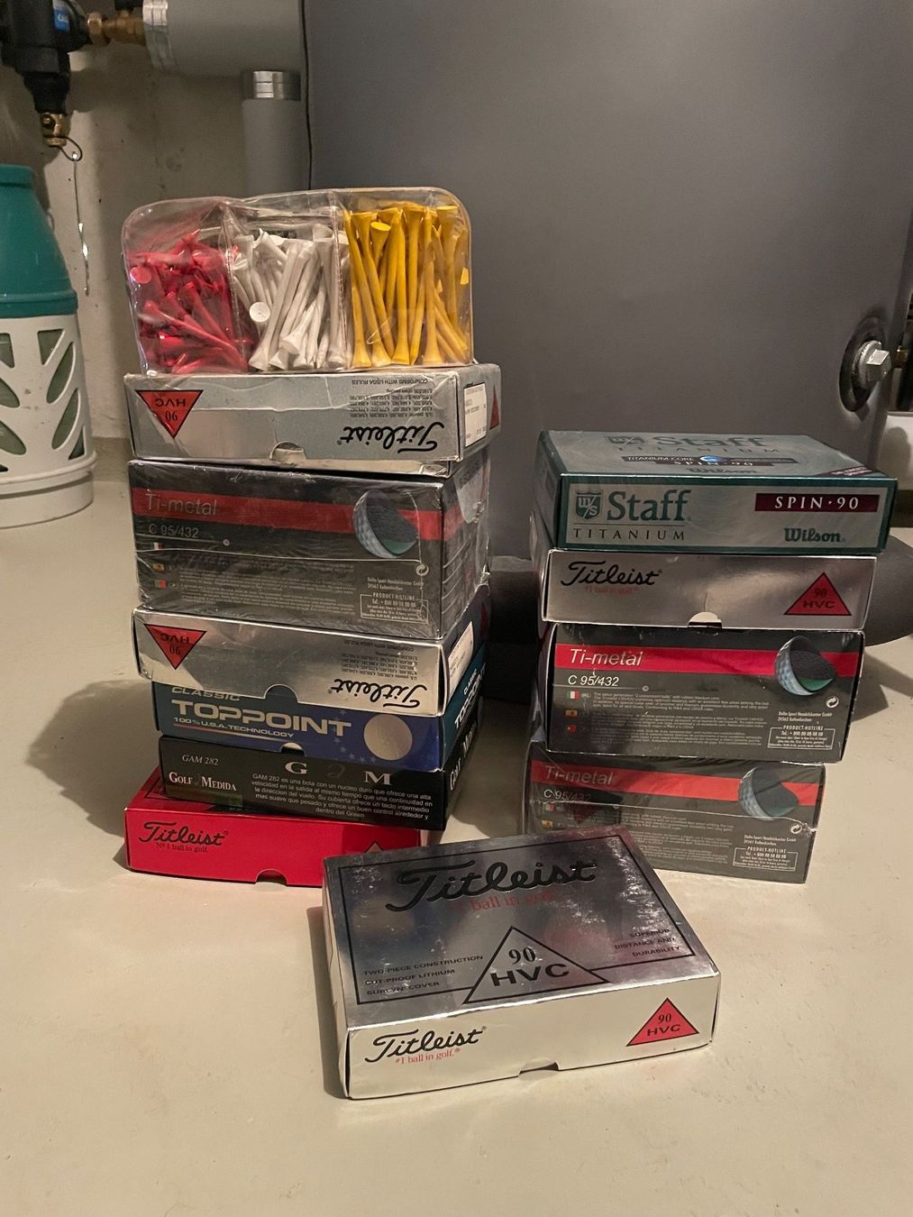 Bälle: Golfbälle/Tees Titelist, Toppoint, Wilson – Neu und originalverpackt aus Horgen von De_monacous