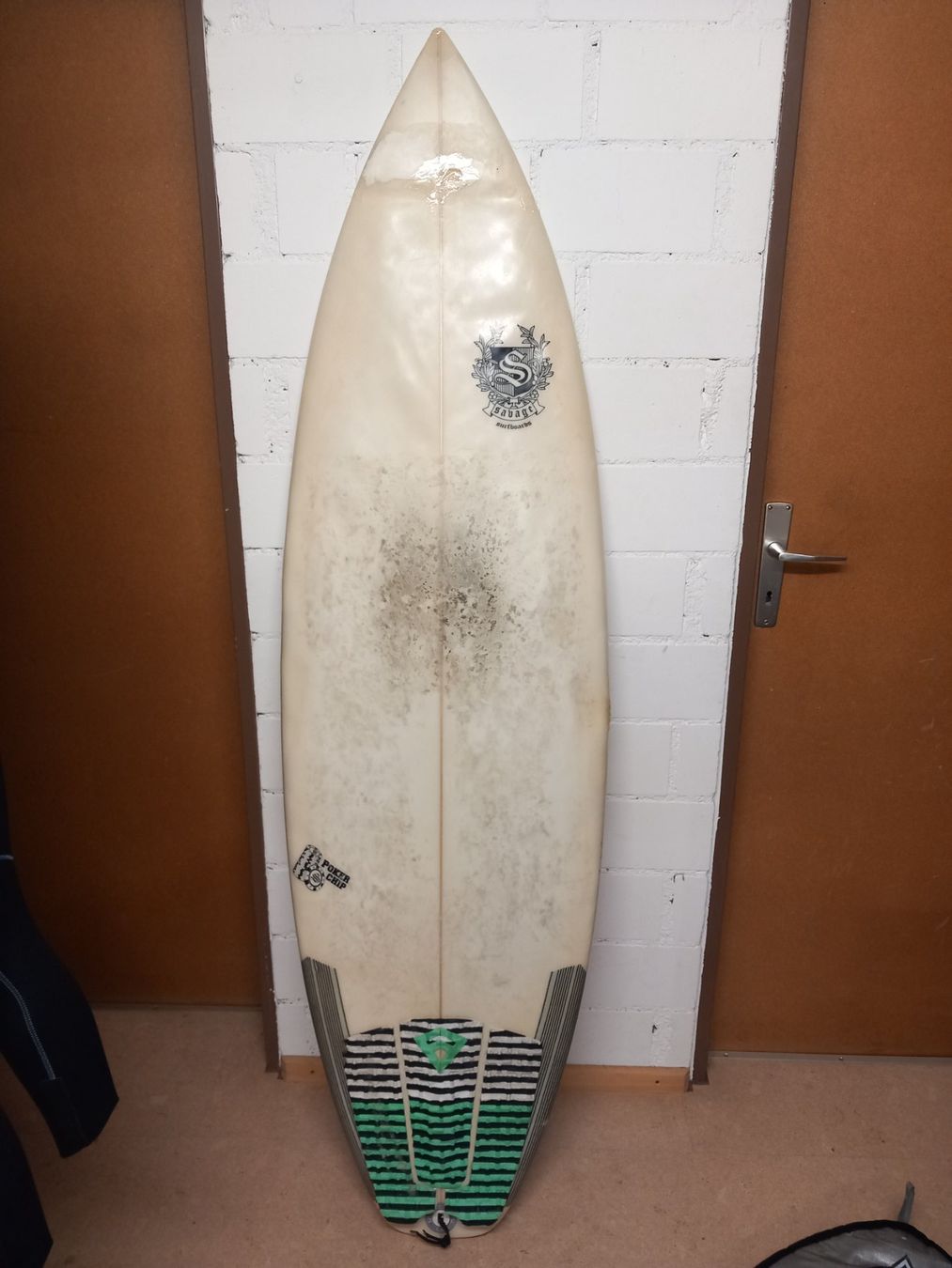 Tavole da surf e di nuoto: Savage Surfboard 6'0 – Usato da Einsiedeln venduto da David.11