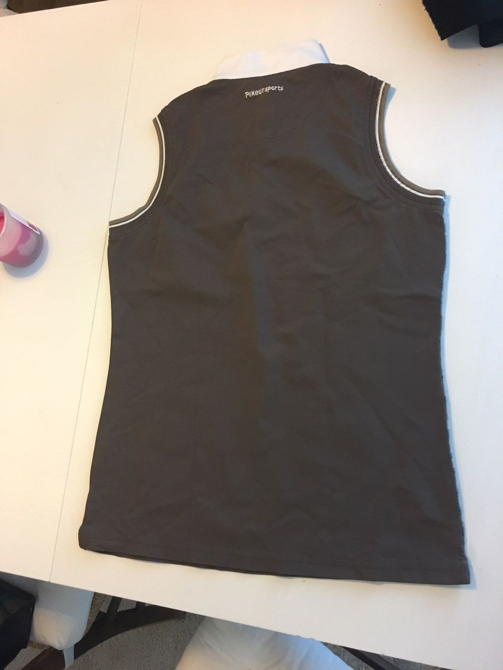 T-shirt: Turniershirt Pikeur ohne Ärmel – Nuovo (secondo la descrizione) da Aeschlen ob Gunten venduto da Sonjan 4