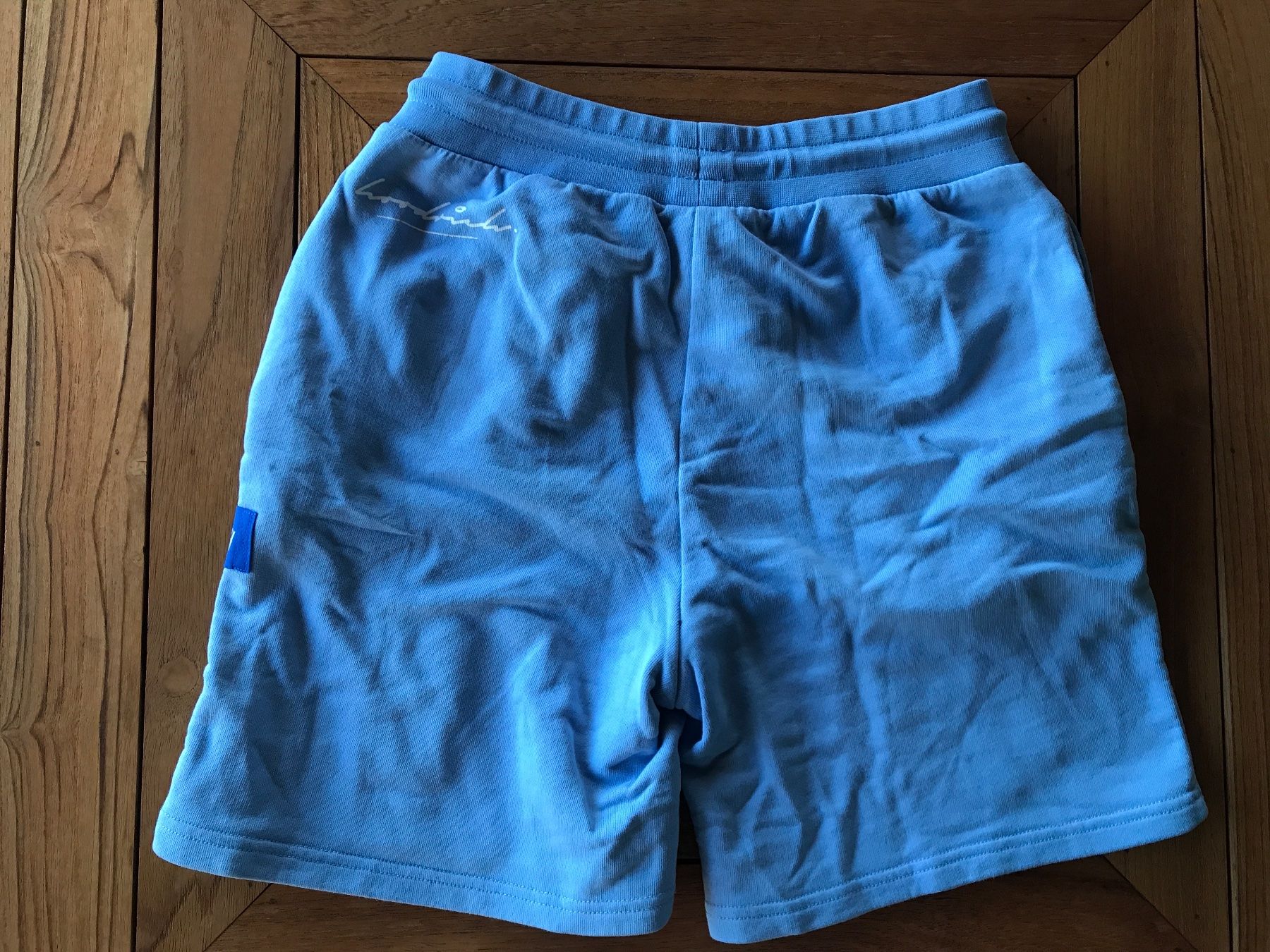 Pantaloni: Hoodrich Shorts – Usato da Marthalen venduto da Chuegi1 1