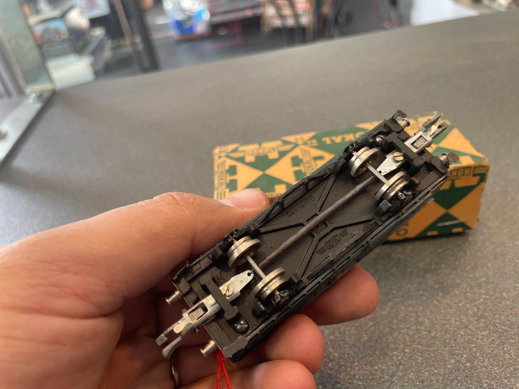 Modellini di ferrovie: Rokal TT Güterzug-Gepäckwagen – Usato da Chiasso venduto da Carrara-Modellismo 4