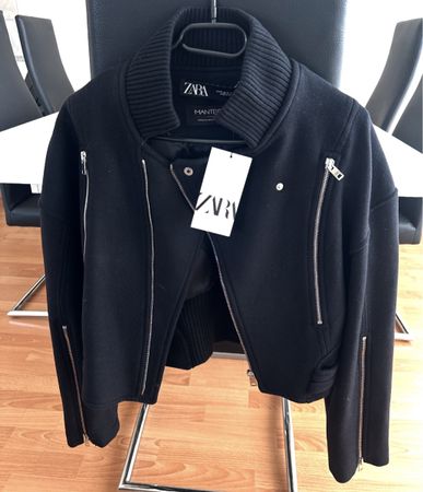 Premium Quality Jacke mit Etikett