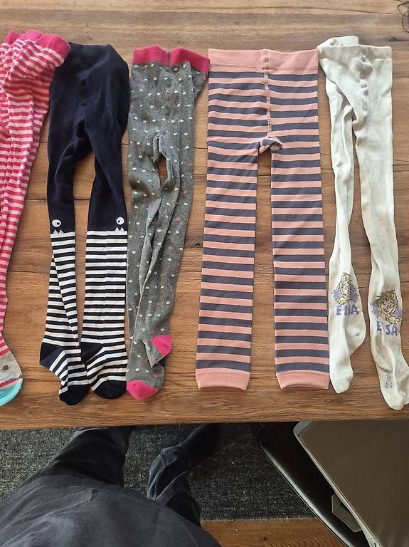 Collant & Leggings: 8 Kinderstrumpfhosen Grösse 98/104 – Usato da Koppigen venduto da abu_5syv 1