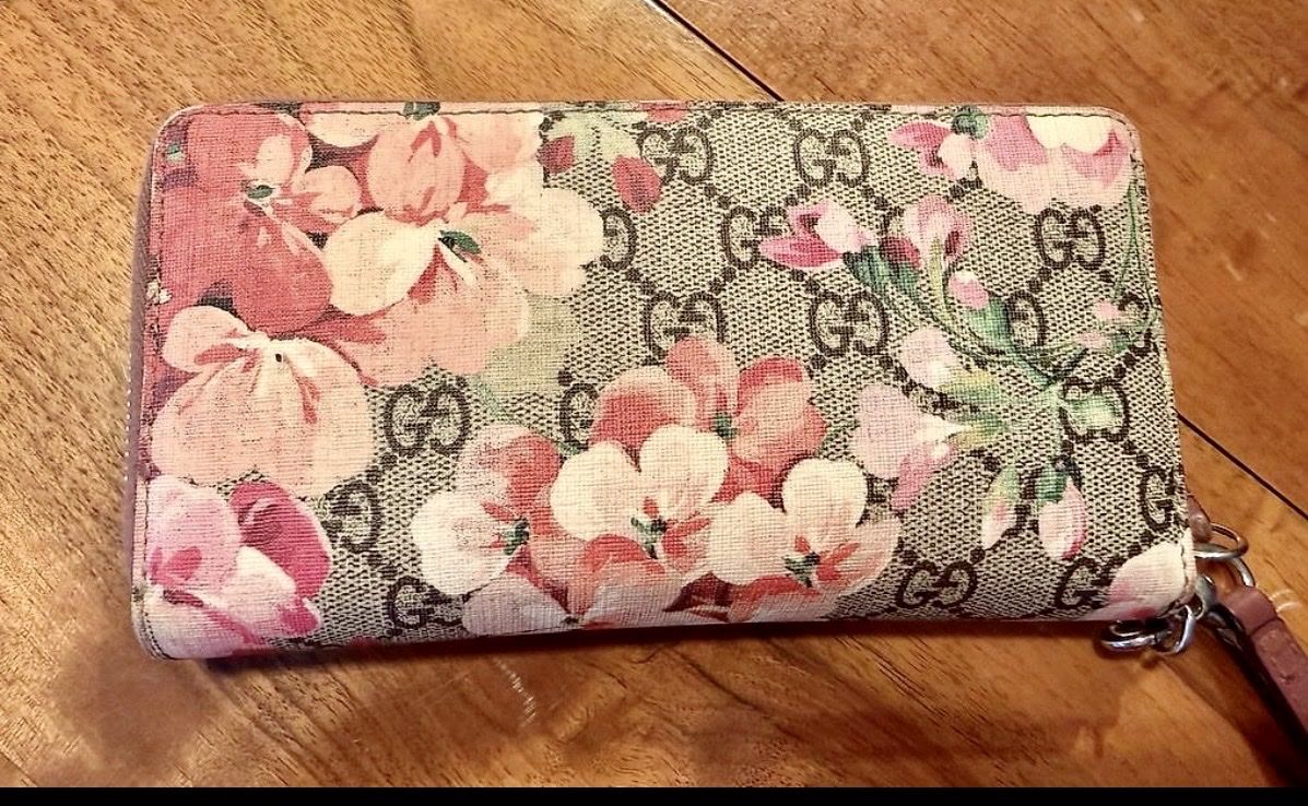 Gucci Portamonete: Portefeuille Gucci – Usato da Le Mont-sur-Lausanne venduto da CT70
