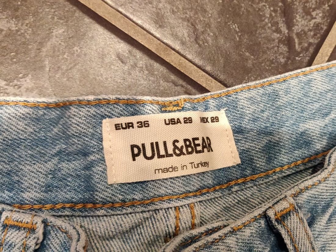 Pull&Bear Jeans: PULL&BEAR: helle Jeans, Gr. 36 – Usato da Wittenbach venduto da Cgigi 1
