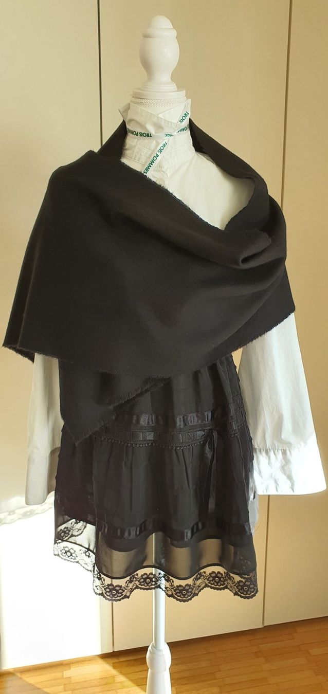 Foulard & Sciarpe: Johnstons of Elgin Schal – Usato da Basel venduto da Kristal4 6