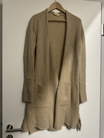 American Vintage Strick Cardigan Gr. S beige kuschelig warm