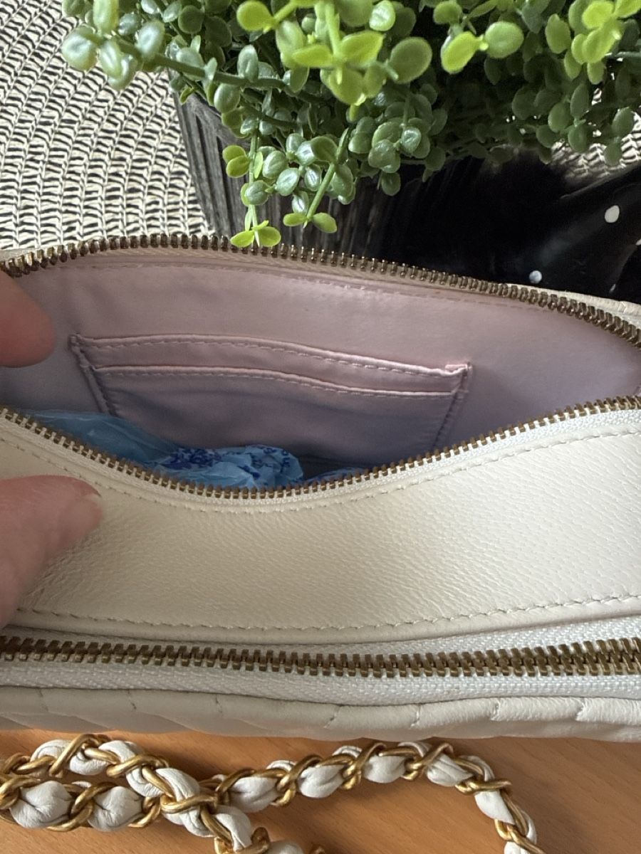Taschen für Damen: Herzige Tasche – Gebraucht aus Schellenberg von Kruemmel5 2