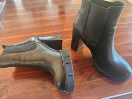 Tamaris High Heel Stiefelette Grösse 37 Schwarz Neu