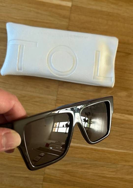 Occhiali & Lenti: Sonnenbrille – Usato da Zürich venduto da emilia77 3