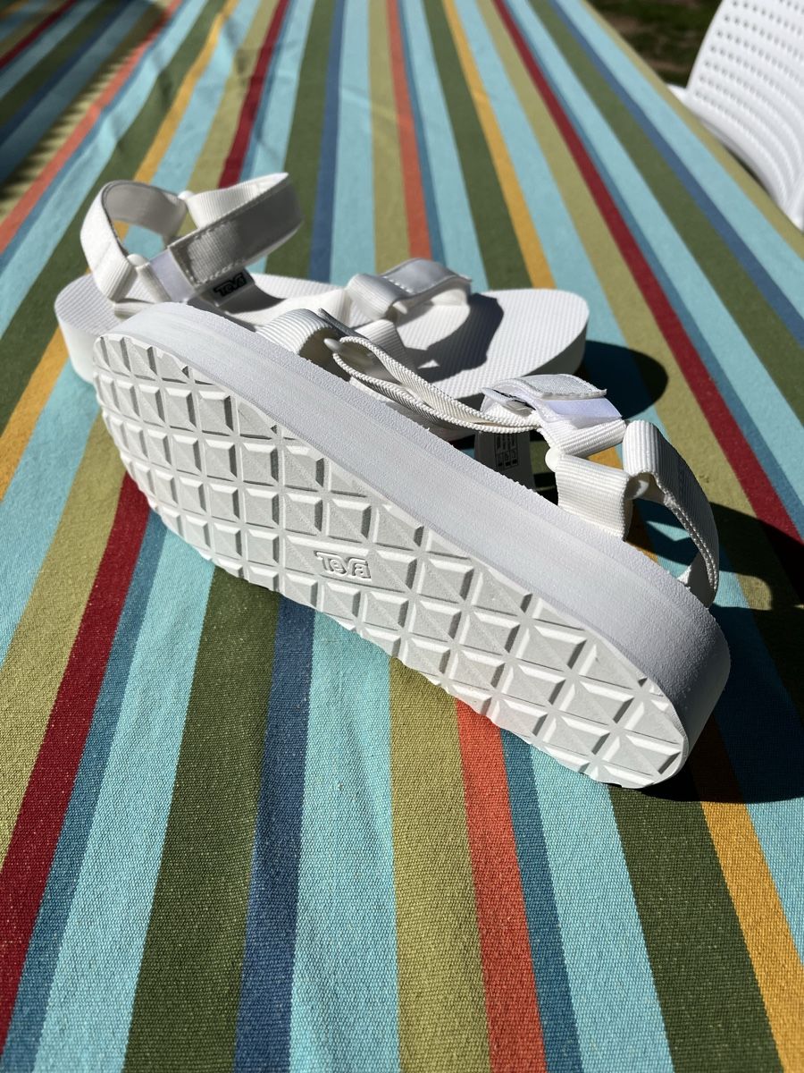 Teva Scarpe da uomo: Neue Teva Trekkingsandalen Gr. 40 – Nuovo e nell'imballaggio originale da Kreuzlingen venduto da London071 2
