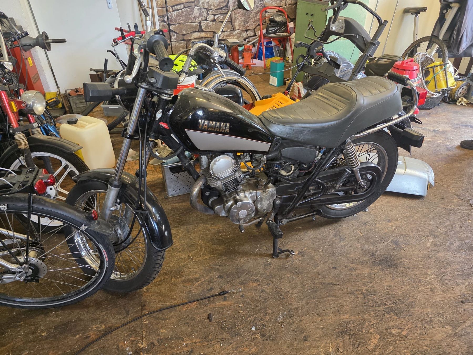 Yamaha Cruisers: Export Yamaha  SR 125 ccm – D'occasion à Saland par IT-Service-Gubler