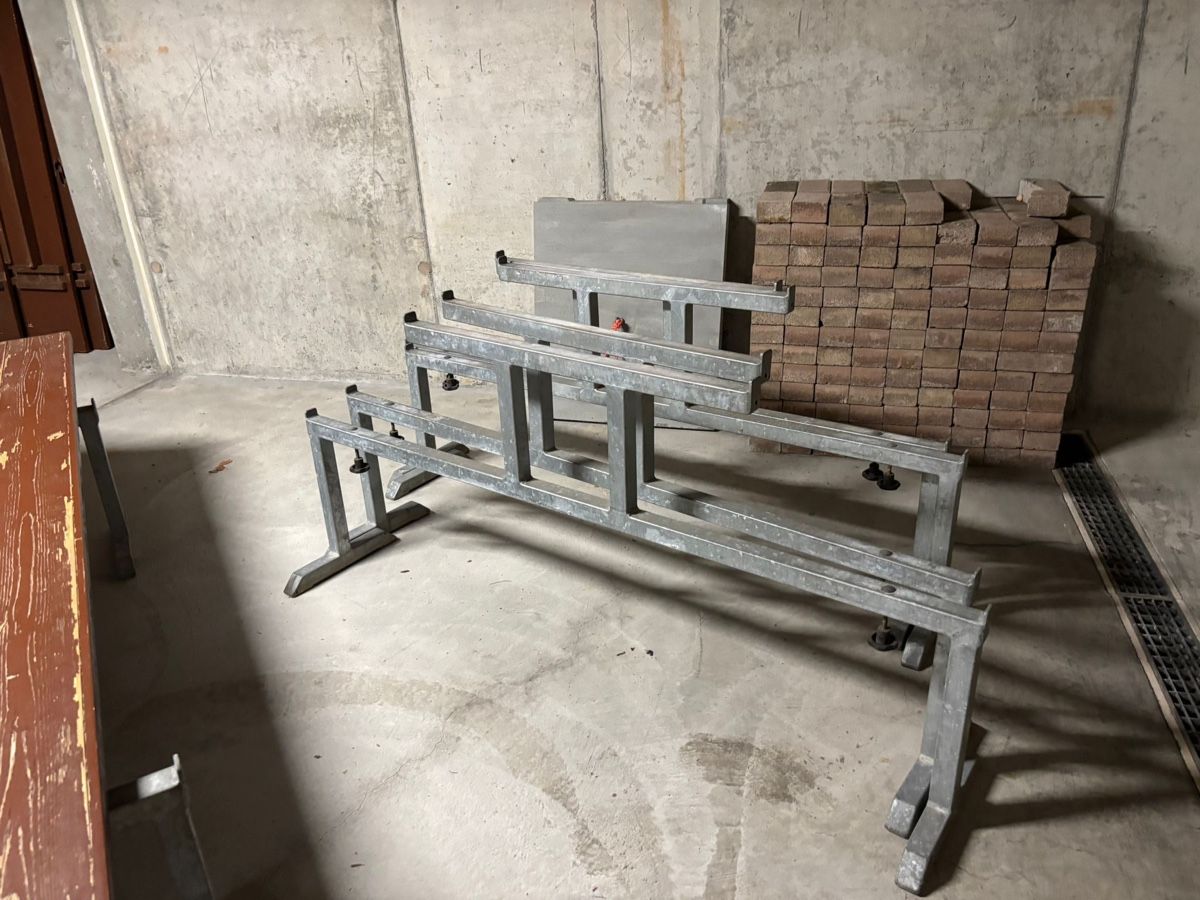 Set di tavolo e panche: Sitzbankgarnitur 3 Stück – Usato da Kölliken venduto da Wallenmatt 3
