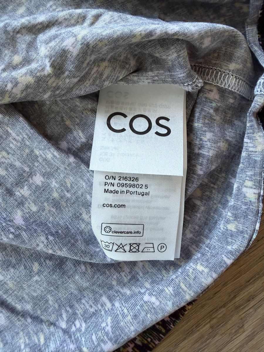 Cos Top: COS langarm Top Grösse M – Usato da Zürich venduto da z00mie 2