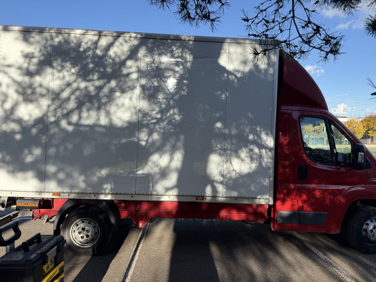 Fiat Veicoli commerciali: Fiat Ducato Kastenwagen mit Hebebühne – Usato da Villmergen venduto da SilviuA 5