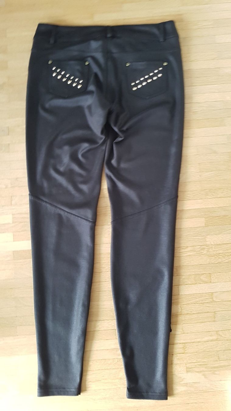 Leggings: Leggins noir avec dentelle – Neu (gemäss Beschreibung) aus Le Mont-sur-Lausanne von olatiu 4