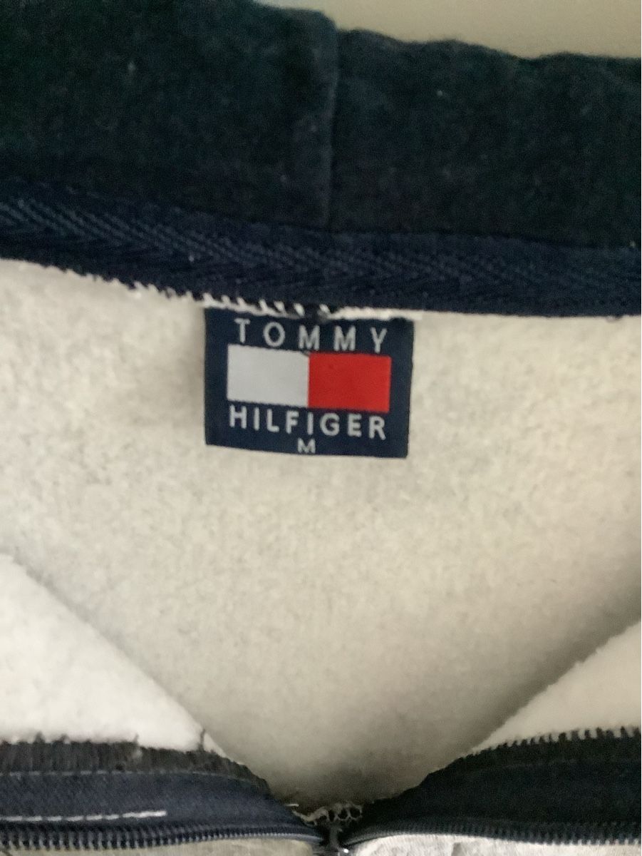 Tommy Hilfiger Pullover & Sweatshirts: TOMMY HILFIGER Hoodi – Gebraucht aus Kriens von luna032 2