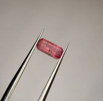 Ab 1 Fr. - 0.79 ct Turmalin Edelstein aus Afghanistan