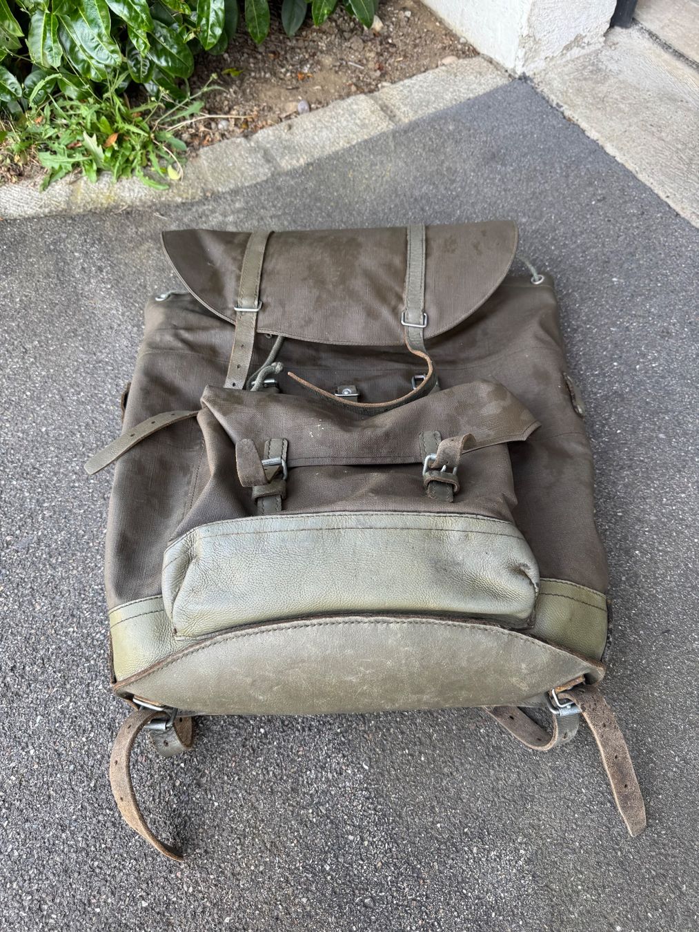 Schweizer Armee Zaini: Rucksack von der Schweizer Armee – Usato da Frauenfeld venduto da lona05 1
