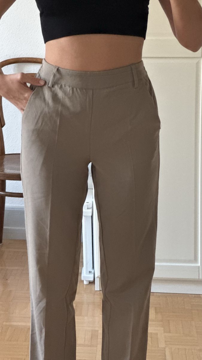 Pantaloni: Stoffhose beige Gr. 34 von Kaffe – Nuovo (secondo la descrizione) da Zürich venduto da Aya03
