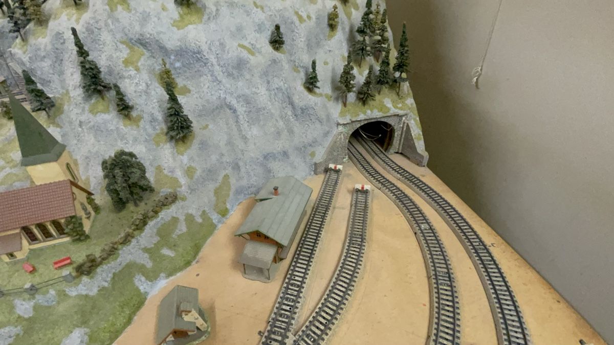 Märklin Modellini di ferrovie: Eisenbahnanlage H0 Märklin – Difettoso da Basel venduto da FlorinBasel 3