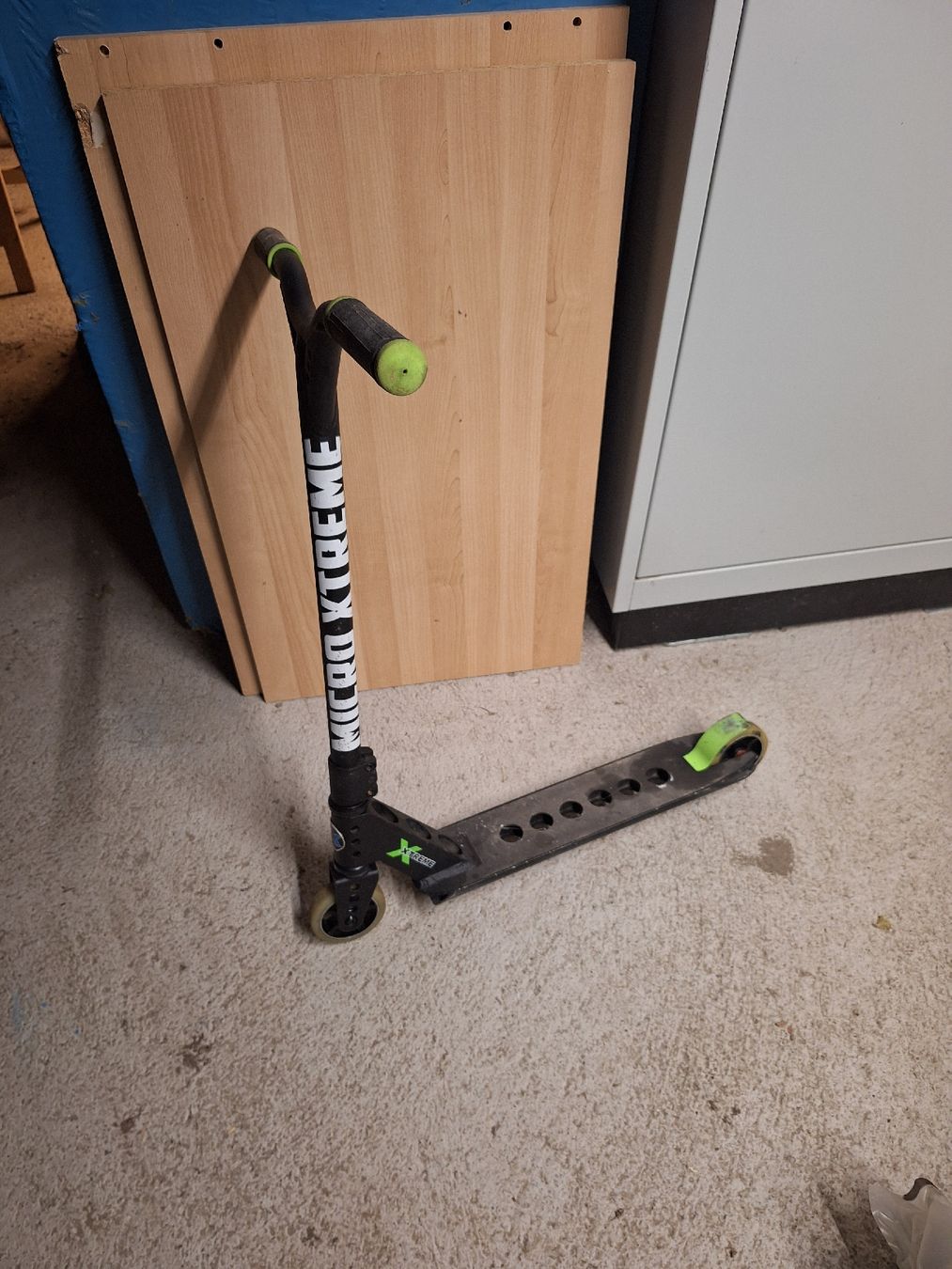 Micro Fahrzeuge für Kinder: Stunt Scooter – Gebraucht aus Donat von Lacvers