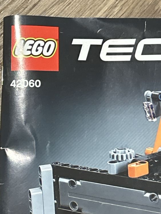 Lego Technic 42060 Strassenbau-Team, Top Zustand, Komplett (Neu (gemäss ...