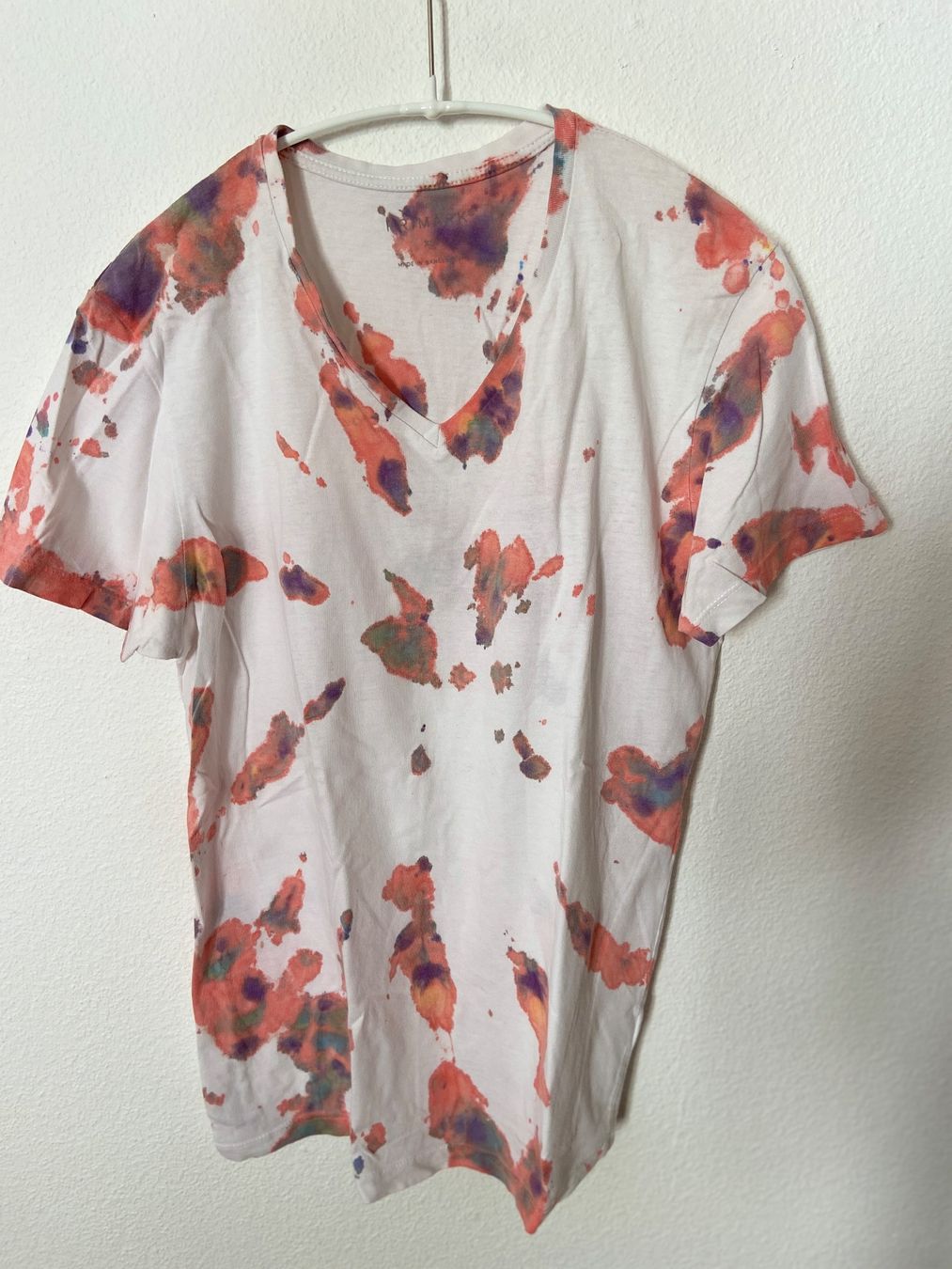 T-Shirts: T-shirt en V – Gebraucht aus Cully von FranVey