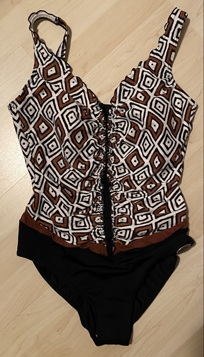 Sunflair Costumi da bagno & Bikini: SUNFLAIR Badeanzug D-Cup-Gr. 42  – Usato da Rheinfelden venduto da Tigerlilli