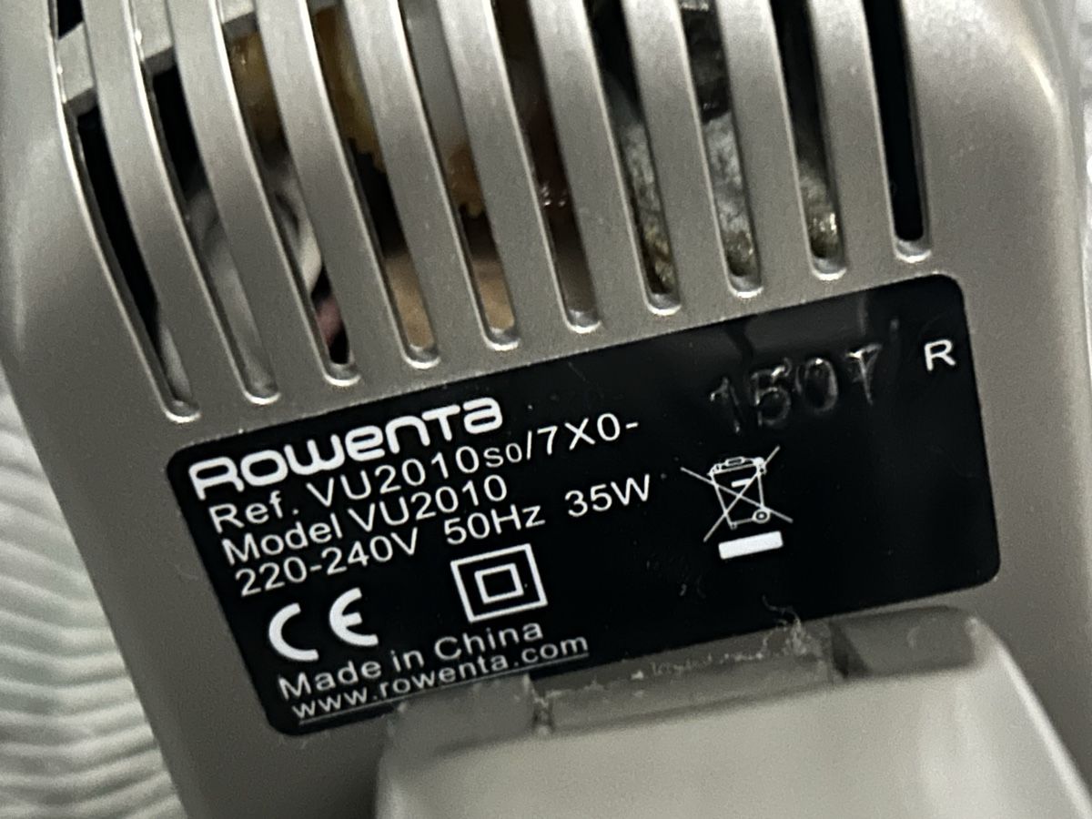 Rowenta Ventilateurs: ***Tischventilator Rovent 2 Stufen einfach coooool*** – D'occasion à Winterthur par stella67 2