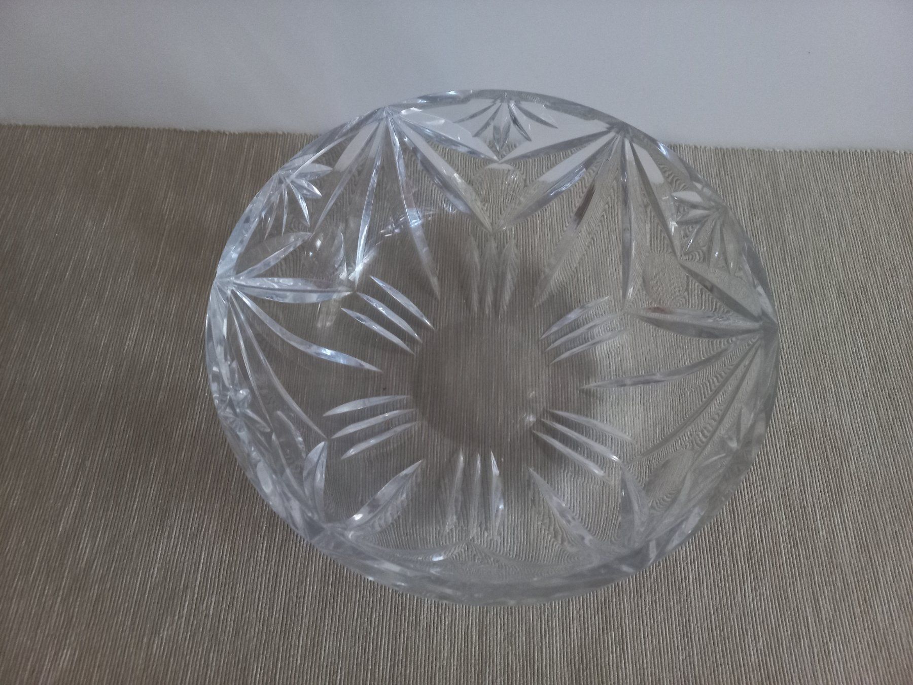 Ciotole: Glasschale mit Schliffmuster guter Zustand – Usato da Lachen SZ venduto da kati68 1