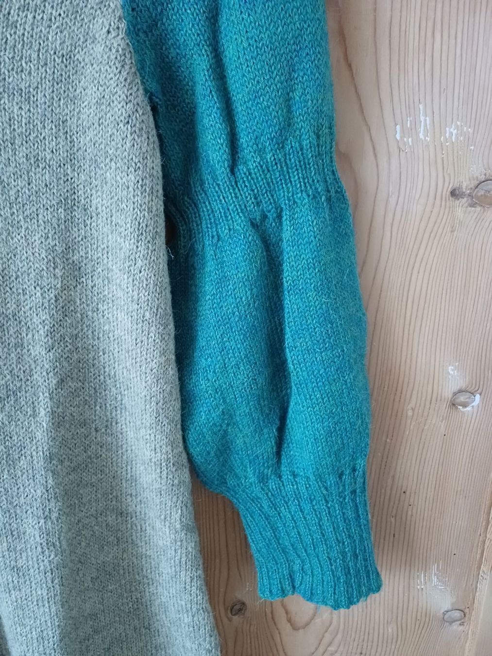 Vestiti: Kleid 100% Alpaka Wolle Ethno – Usato da Elgg venduto da Flurinal 3