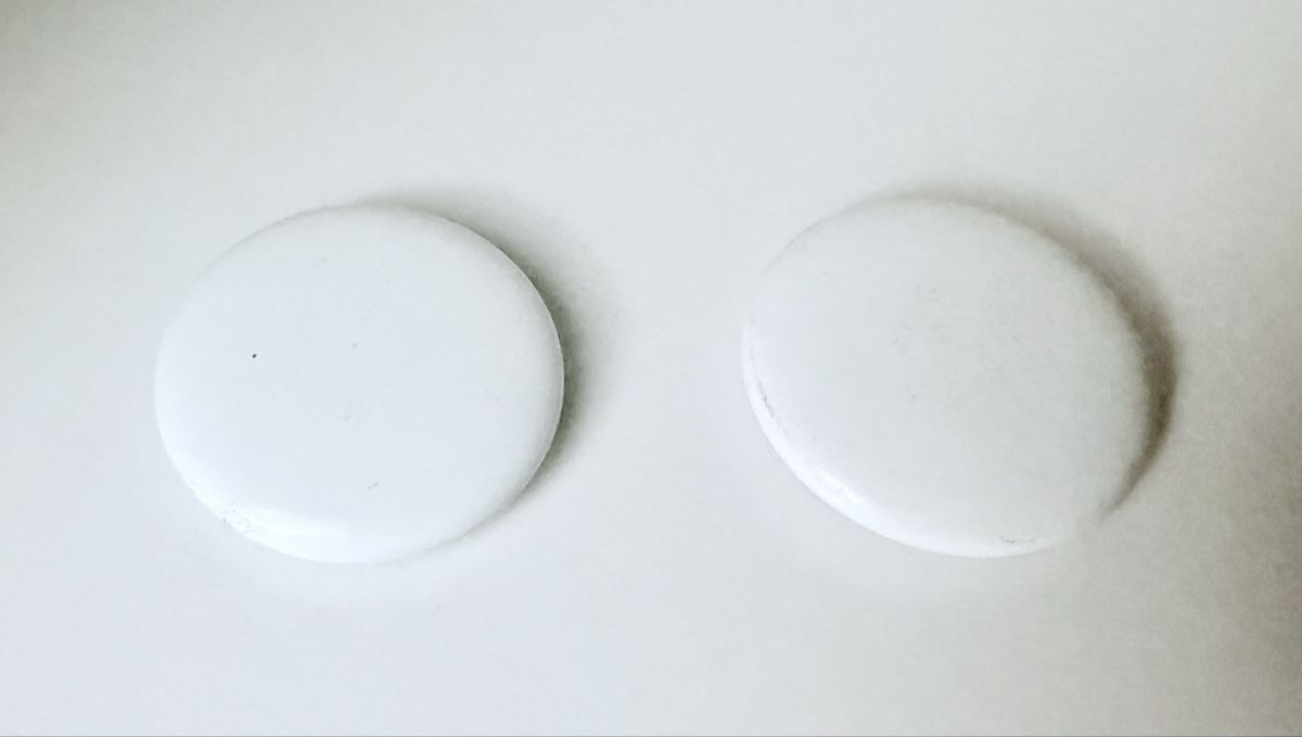 Apple Telefoni cellulari / Smartphones: 2 Apple Airtags (1. Generation) – Usato da Rheinfelden venduto da Dermatix