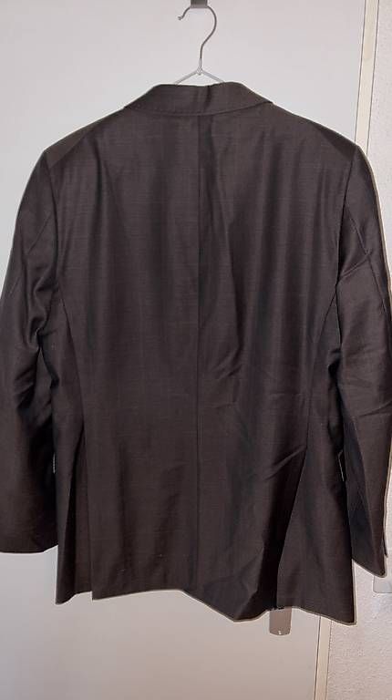 Costumes, combinaisons de sport et fonctionnelles: Ensemble de costume état comme neuf  – Neuf avec emballage d'origine à Semsales par R.zz_llo7 1