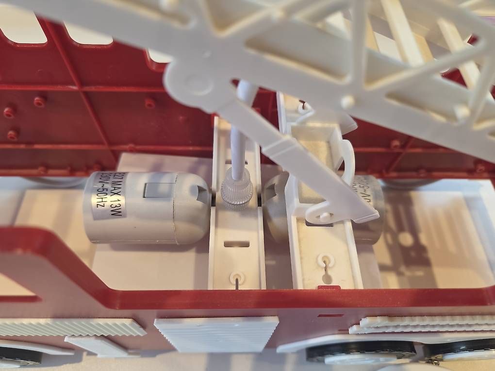 Kronleuchter & Deckenlampen: Kinderlampe Feuerwehr – Gebraucht aus Richterswil von Cputoaster 1
