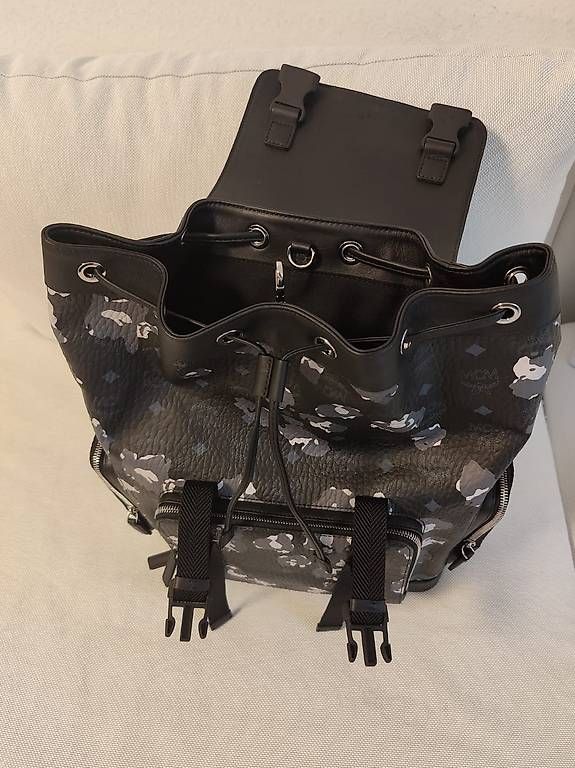 Mcm Zaini: Neu Original MCM Rucksack schwarz – Nuovo e nell'imballaggio originale da Basel venduto da kimi.86 1