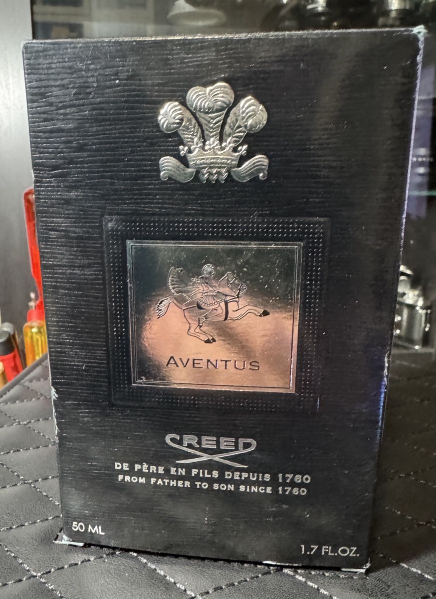 Creed Parfum & Eau de Toilette: Creed Aventus Eau de Parfum 50ml – Gebraucht aus Viganello von NicodemusRoger