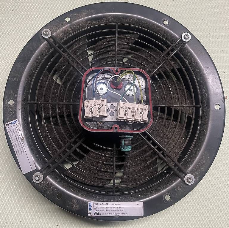 Ventilatoren: 3 Ventilatoren – Gebraucht aus Haslen AI von 12erspez 3