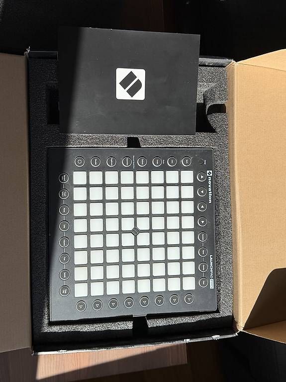 Instruments de musique: Novation Launchpad Pro mk1 – D'occasion à Basel par czw_v5cp 1