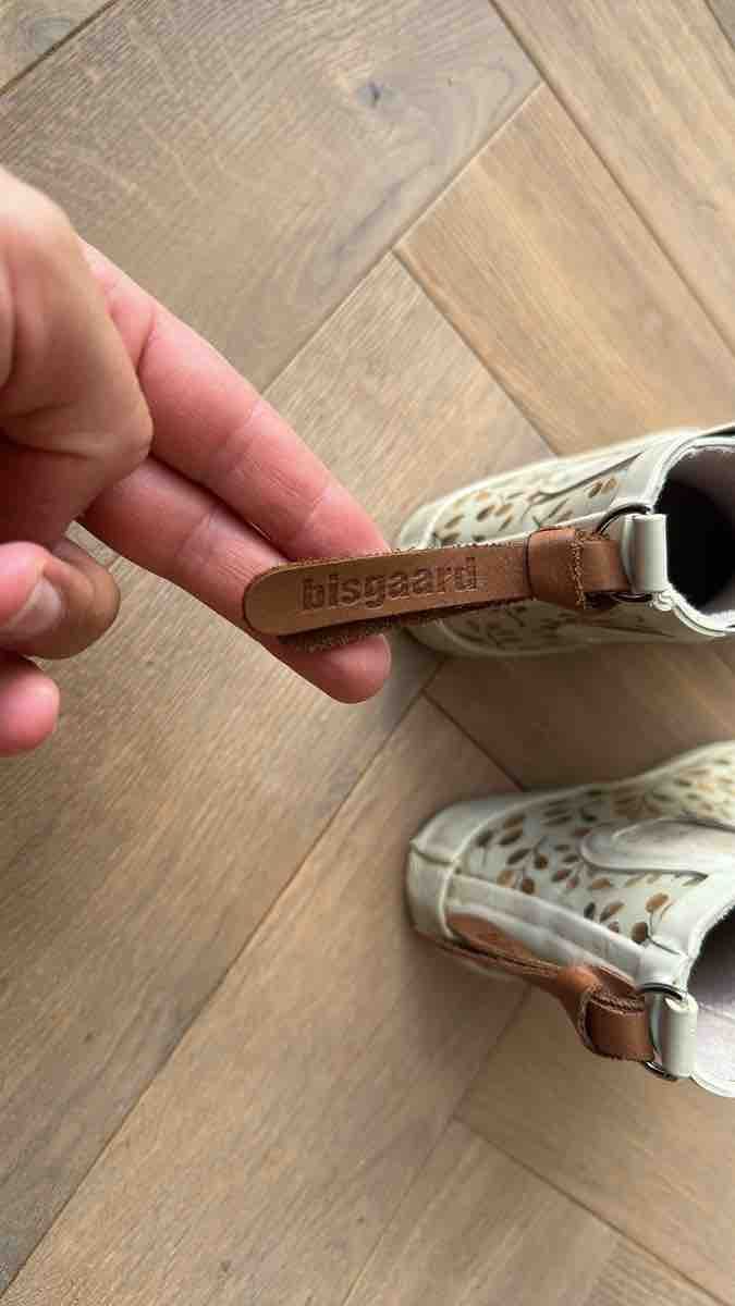 Bisgaard Chaussures garçon: Bisgaard Schuhe Grösse 26 floral – D'occasion à Flawil par huber-sennhauser 1