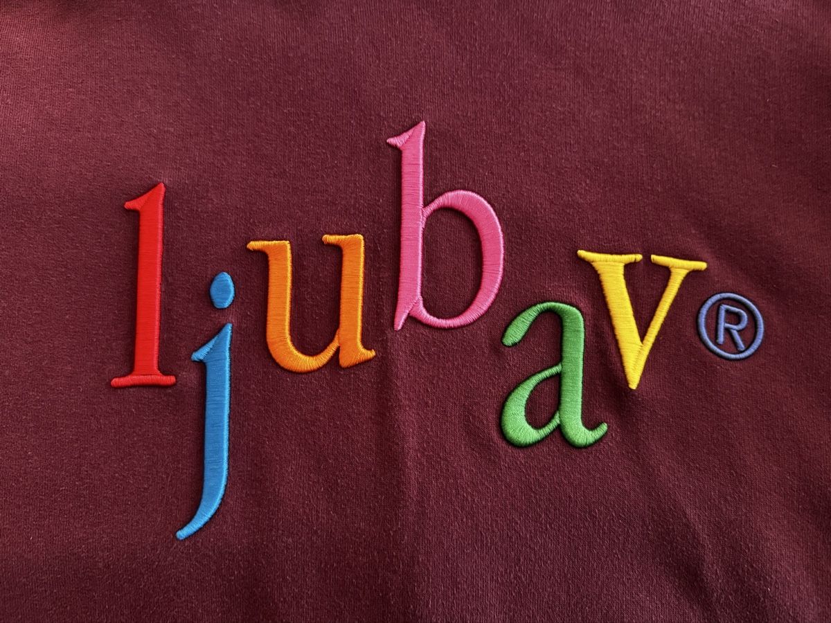 Maglioni & Felpe: Ljubav Hoodie – Nuovo (secondo la descrizione) da Luzern venduto da Leaaa 1