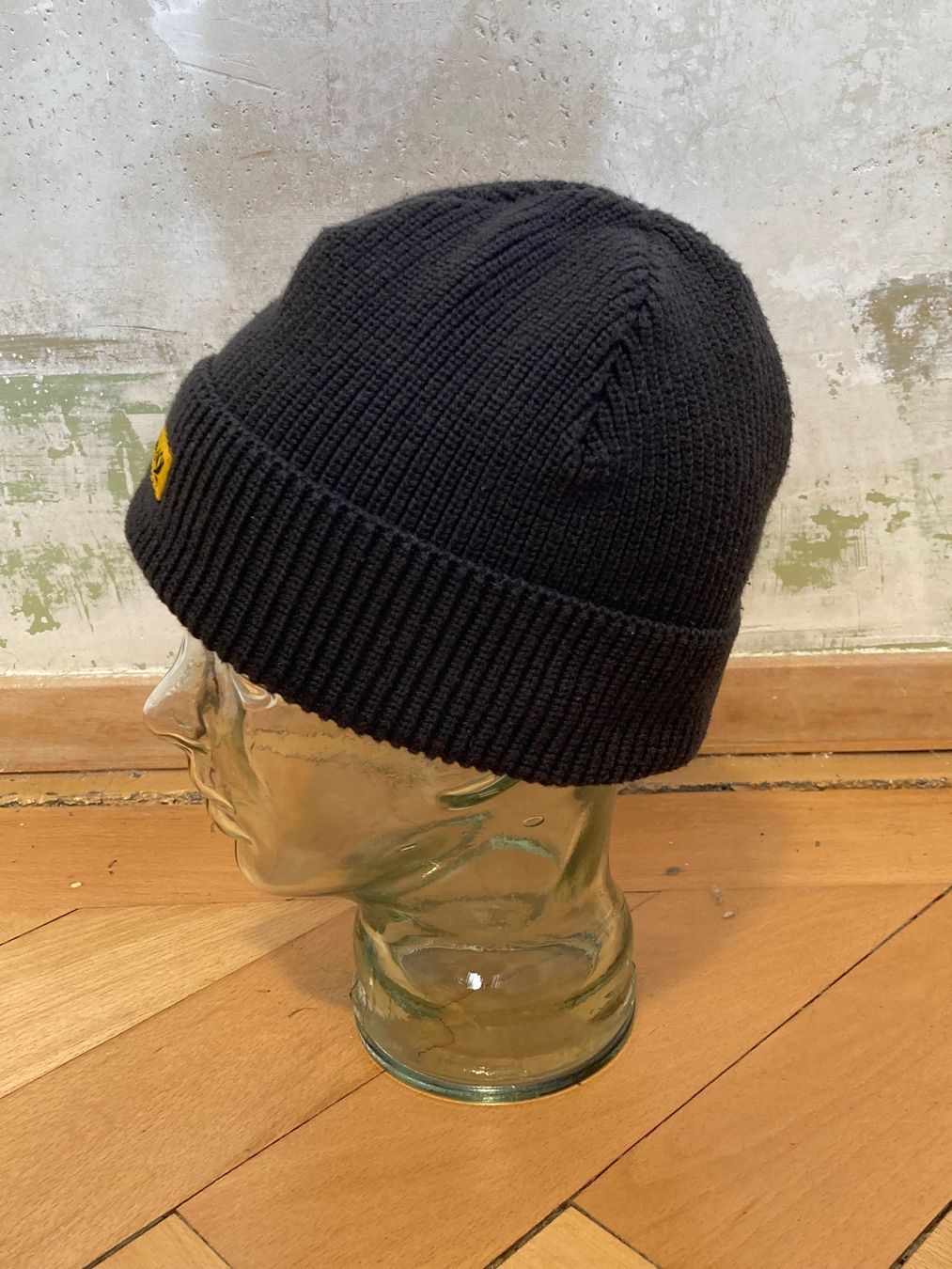 Copricapi, berretti & cappellini: Vintage Y2K Beanie Deutsche Post – Usato da Zürich venduto da le_souk 1