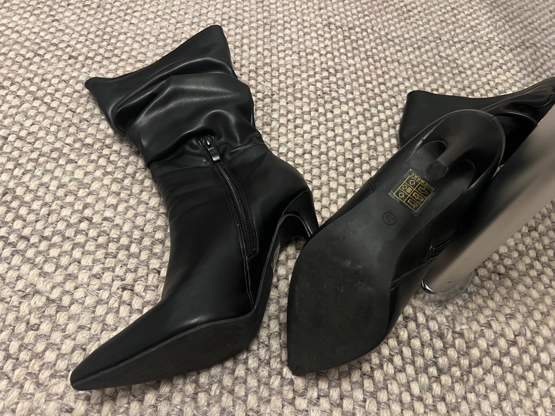 Scarpe da donna: Elegante Damen Stiefel Schwarz, Gr. 39 – Usato da Wetzikon ZH venduto da sar_vnk8 2