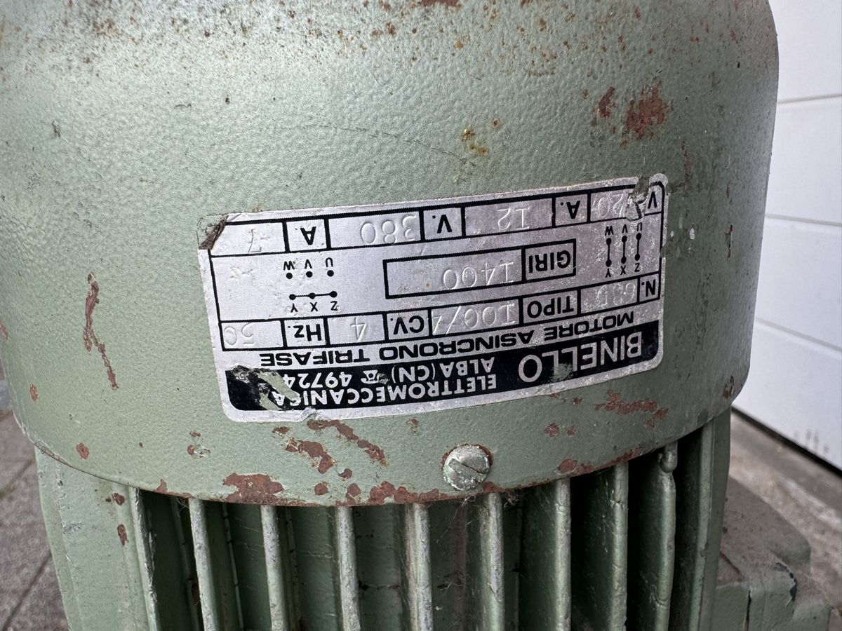Tutte le macchine: Holzspalter guter Zustand – Usato da Möhlin venduto da mic_k7rm 8