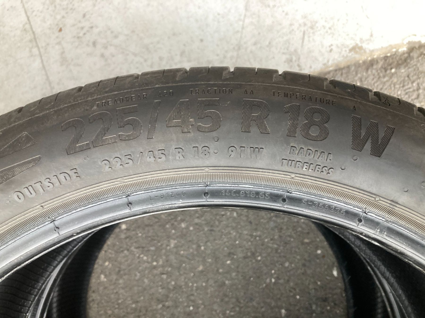 Continental Pneus & Kompletträder: 225/45R18 Continental Sommerpneu – Neu und originalverpackt aus Cham von Cham6332 3