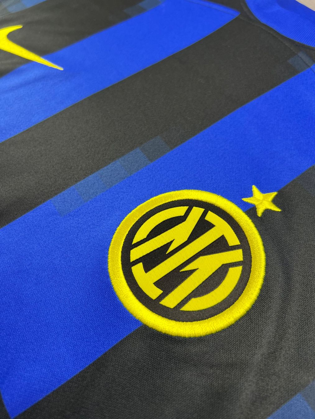Nike Canottiere & Pantaloni: Inter Mailand 2023/2024 Trikot NEU – Nuovo e nell'imballaggio originale da Lüchingen venduto da Jersey_Time 2