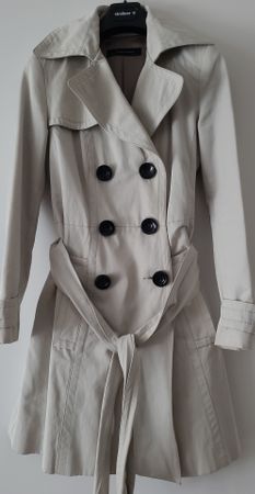 Zara Basic Trenchcoat Beige Grösse L - Zeitlos & Elegant
