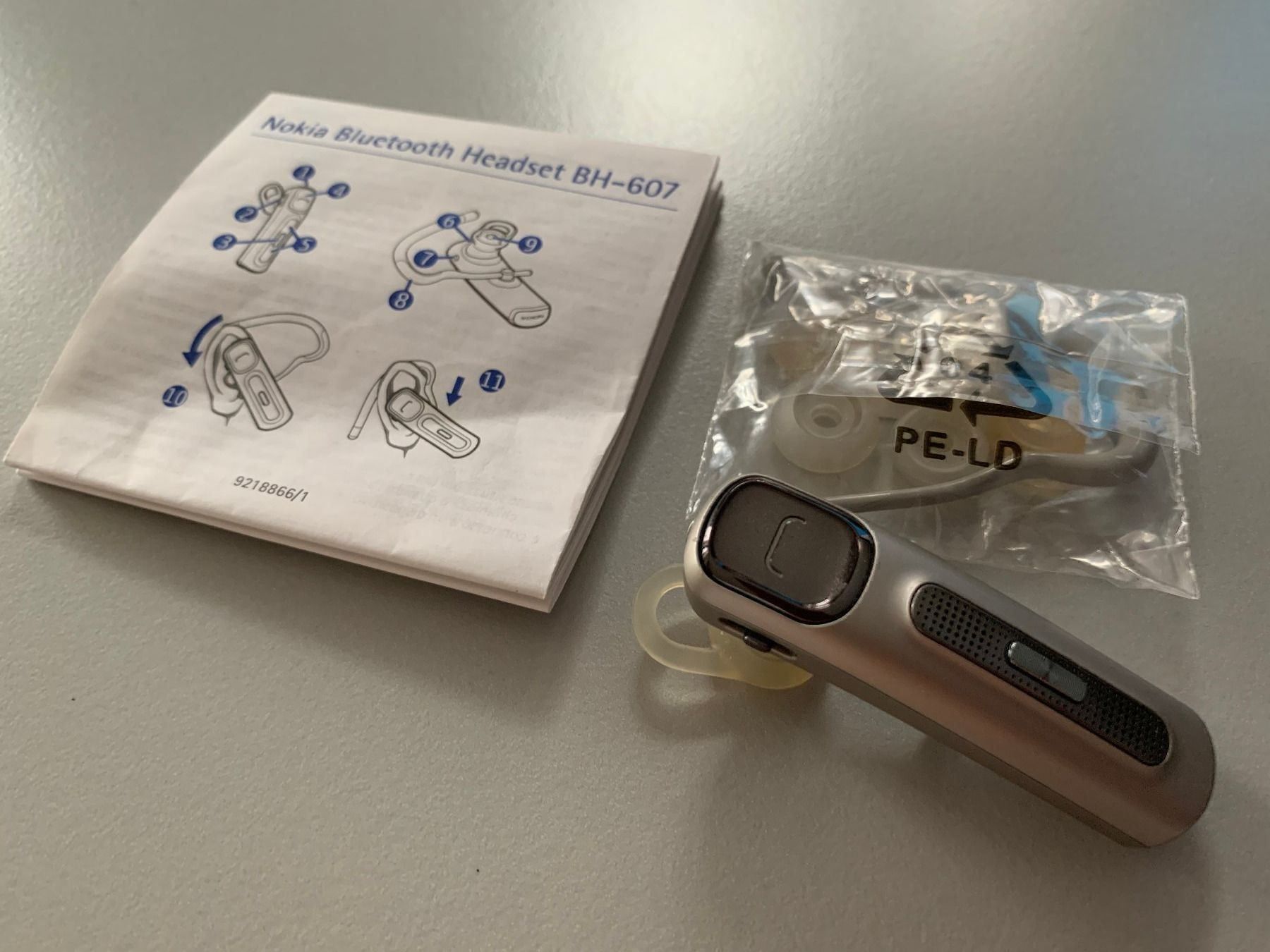 Nokia Portables: Nokia N8-00 Smartphone mit Zubehör – D'occasion à Langwiesen par Restposten-24 7